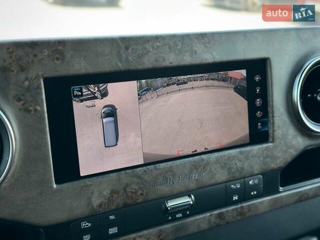 Черный Мерседес Sprinter, объемом двигателя 1.99 л и пробегом 17 тыс. км за 250000 $, фото 66 на Automoto.ua