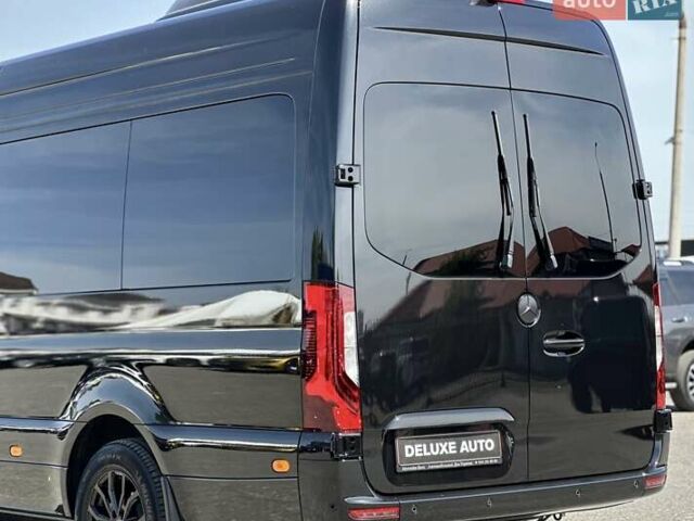 Черный Мерседес Sprinter, объемом двигателя 1.99 л и пробегом 17 тыс. км за 250000 $, фото 34 на Automoto.ua