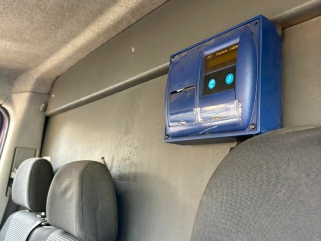 Фіолетовий Мерседес Sprinter, об'ємом двигуна 2.14 л та пробігом 381 тис. км за 15200 $, фото 11 на Automoto.ua