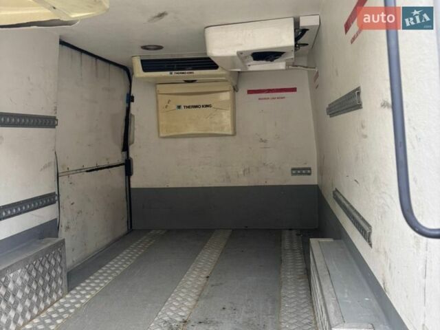 Фиолетовый Мерседес Sprinter, объемом двигателя 2.14 л и пробегом 381 тыс. км за 15200 $, фото 8 на Automoto.ua