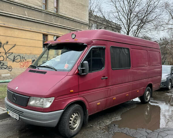 Фиолетовый Мерседес Sprinter, объемом двигателя 2.9 л и пробегом 500 тыс. км за 7000 $, фото 4 на Automoto.ua