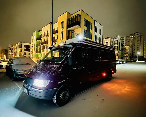 Фиолетовый Мерседес Sprinter, объемом двигателя 2.9 л и пробегом 500 тыс. км за 7000 $, фото 1 на Automoto.ua