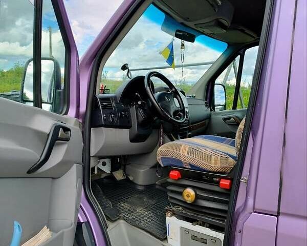 Фіолетовий Мерседес Sprinter, об'ємом двигуна 2.14 л та пробігом 594 тис. км за 11499 $, фото 10 на Automoto.ua