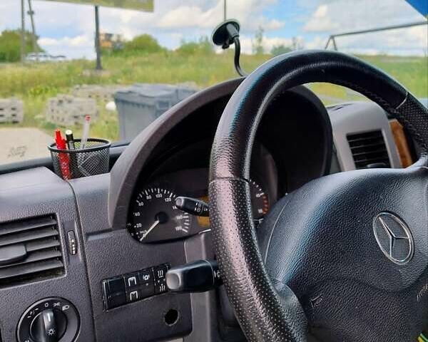 Фіолетовий Мерседес Sprinter, об'ємом двигуна 2.14 л та пробігом 594 тис. км за 11499 $, фото 12 на Automoto.ua