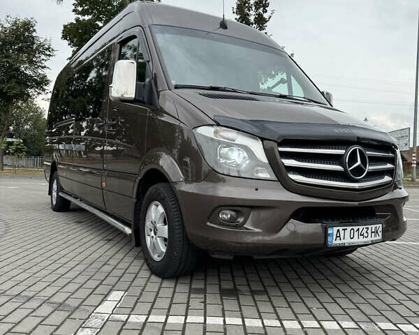 Коричневый Мерседес Sprinter, объемом двигателя 0 л и пробегом 720 тыс. км за 29500 $, фото 32 на Automoto.ua