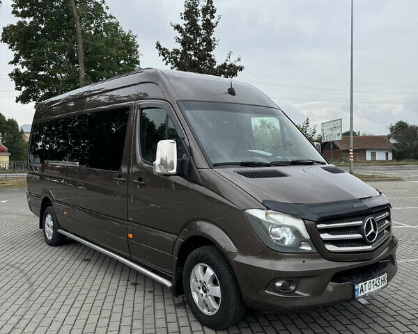 Коричневый Мерседес Sprinter, объемом двигателя 0 л и пробегом 720 тыс. км за 29500 $, фото 13 на Automoto.ua