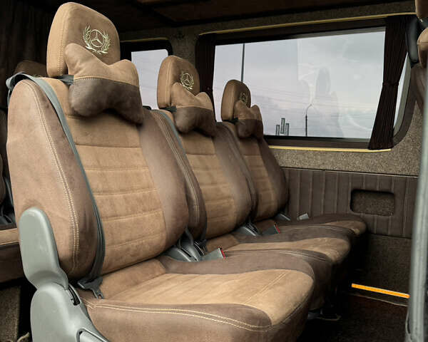 Коричневый Мерседес Sprinter, объемом двигателя 0 л и пробегом 720 тыс. км за 29500 $, фото 48 на Automoto.ua