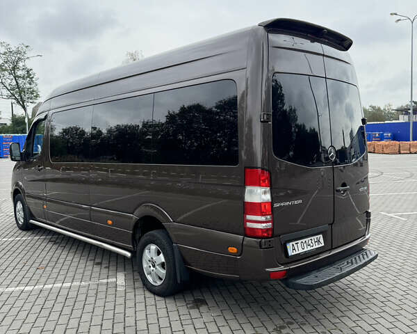 Коричневый Мерседес Sprinter, объемом двигателя 0 л и пробегом 720 тыс. км за 29500 $, фото 20 на Automoto.ua