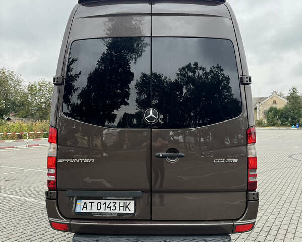 Коричневый Мерседес Sprinter, объемом двигателя 0 л и пробегом 720 тыс. км за 29500 $, фото 24 на Automoto.ua
