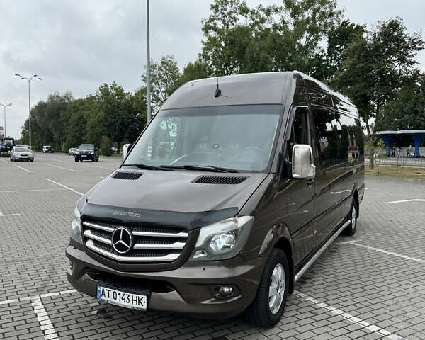 Коричневый Мерседес Sprinter, объемом двигателя 0 л и пробегом 720 тыс. км за 29500 $, фото 17 на Automoto.ua