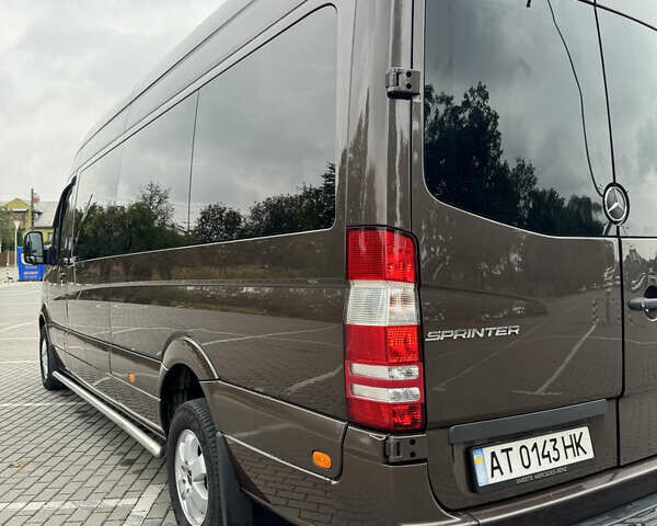 Коричневый Мерседес Sprinter, объемом двигателя 0 л и пробегом 720 тыс. км за 29500 $, фото 22 на Automoto.ua
