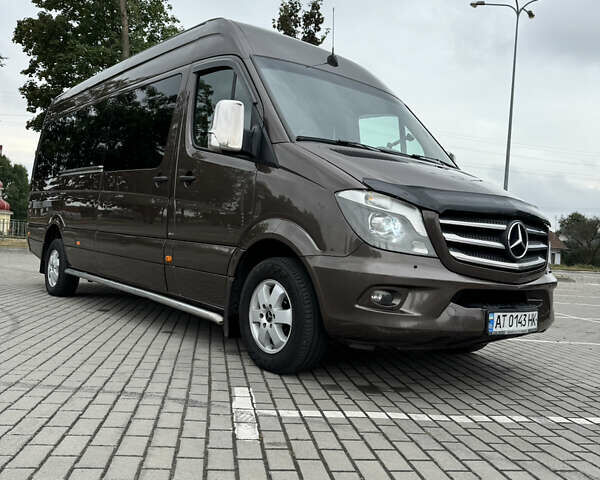 Коричневый Мерседес Sprinter, объемом двигателя 0 л и пробегом 720 тыс. км за 29500 $, фото 28 на Automoto.ua
