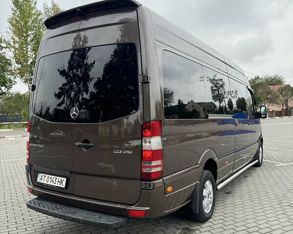 Коричневый Мерседес Sprinter, объемом двигателя 0 л и пробегом 720 тыс. км за 29500 $, фото 23 на Automoto.ua