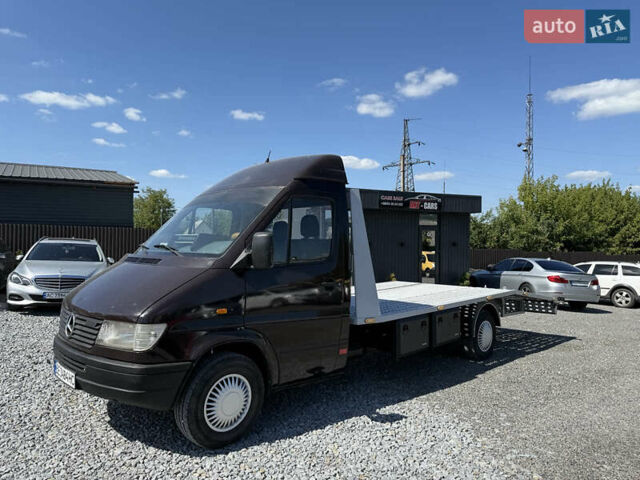 Коричневый Мерседес Sprinter, объемом двигателя 0 л и пробегом 300 тыс. км за 10000 $, фото 4 на Automoto.ua