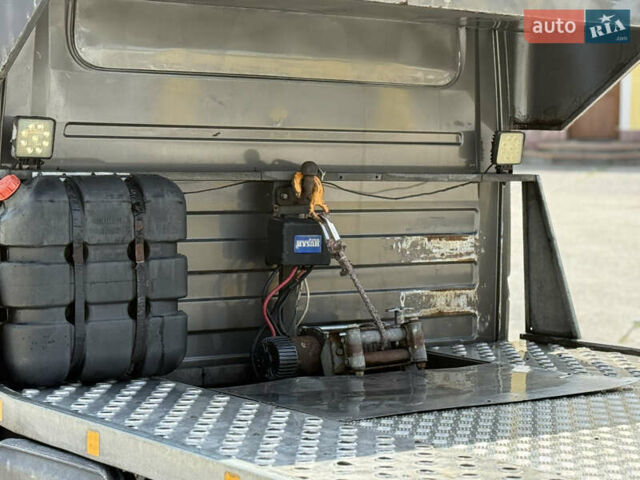 Коричневый Мерседес Sprinter, объемом двигателя 2.69 л и пробегом 590 тыс. км за 10400 $, фото 9 на Automoto.ua