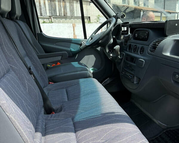 Коричневый Мерседес Sprinter, объемом двигателя 2.69 л и пробегом 590 тыс. км за 10400 $, фото 15 на Automoto.ua