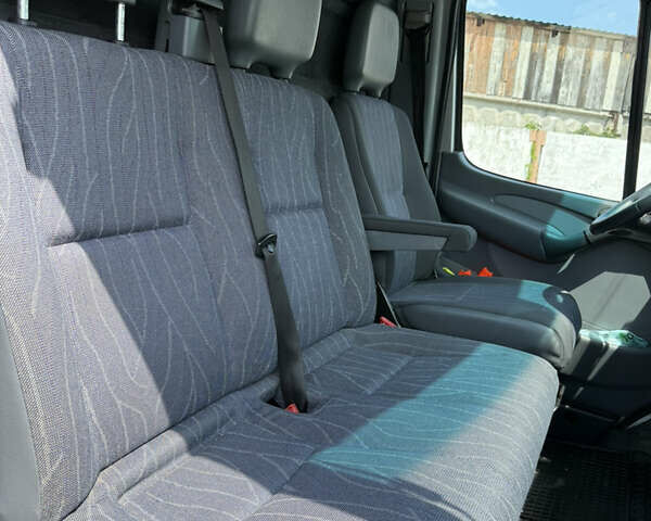 Коричневый Мерседес Sprinter, объемом двигателя 2.69 л и пробегом 590 тыс. км за 10400 $, фото 16 на Automoto.ua