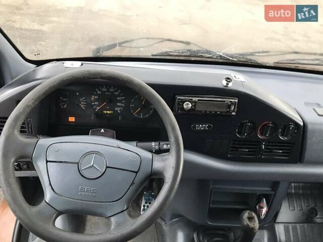 Коричневый Мерседес Sprinter, объемом двигателя 2.3 л и пробегом 460 тыс. км за 3000 $, фото 7 на Automoto.ua