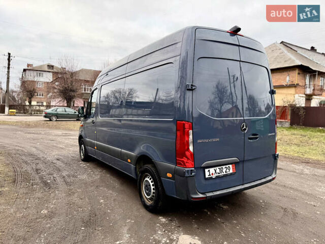 Коричневий Мерседес Sprinter, об'ємом двигуна 2.14 л та пробігом 116 тис. км за 24995 $, фото 3 на Automoto.ua