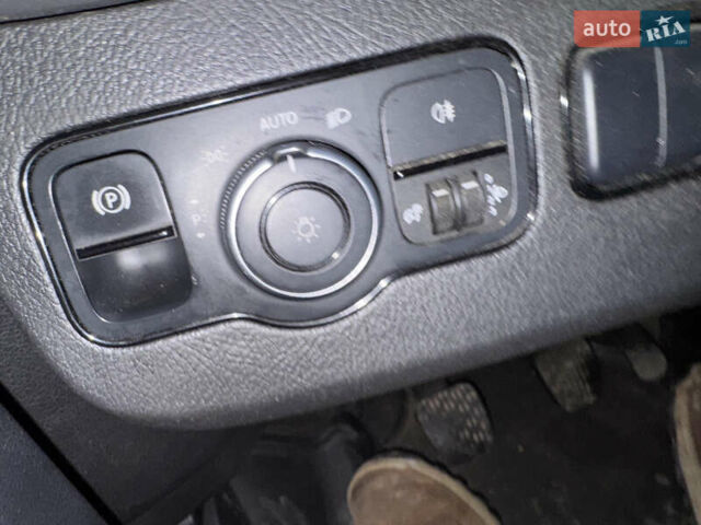 Коричневий Мерседес Sprinter, об'ємом двигуна 2.14 л та пробігом 116 тис. км за 24995 $, фото 23 на Automoto.ua