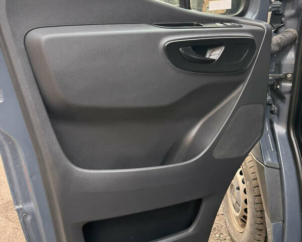 Коричневий Мерседес Sprinter, об'ємом двигуна 2.14 л та пробігом 116 тис. км за 24995 $, фото 11 на Automoto.ua