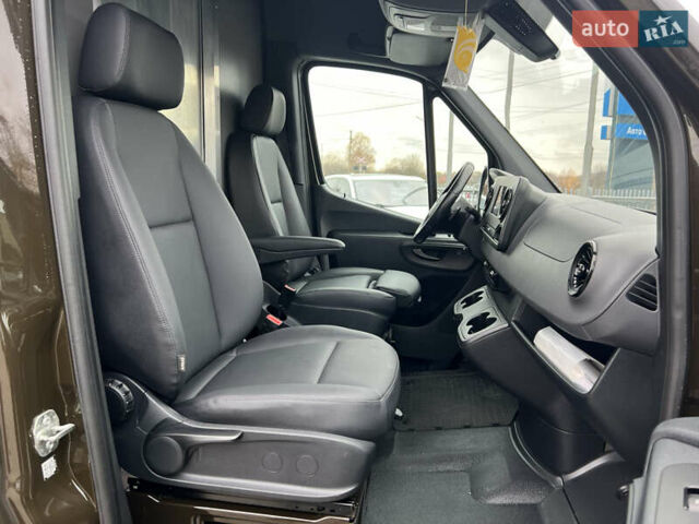 Коричневий Мерседес Sprinter, об'ємом двигуна 2 л та пробігом 293 тис. км за 27490 $, фото 27 на Automoto.ua
