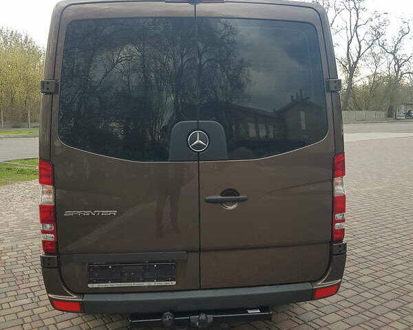 Коричневий Мерседес Sprinter, об'ємом двигуна 2.2 л та пробігом 106 тис. км за 32000 $, фото 8 на Automoto.ua