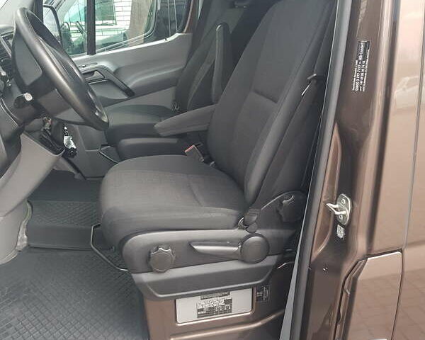 Коричневий Мерседес Sprinter, об'ємом двигуна 2.2 л та пробігом 106 тис. км за 32000 $, фото 44 на Automoto.ua