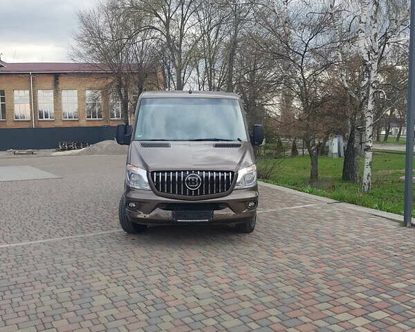 Коричневий Мерседес Sprinter, об'ємом двигуна 2.2 л та пробігом 106 тис. км за 32000 $, фото 28 на Automoto.ua