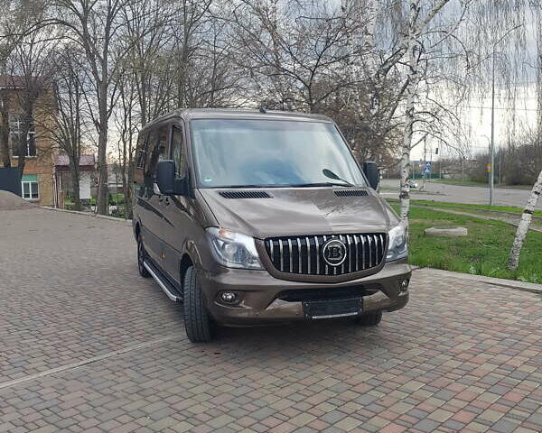 Коричневий Мерседес Sprinter, об'ємом двигуна 2.2 л та пробігом 106 тис. км за 32000 $, фото 16 на Automoto.ua