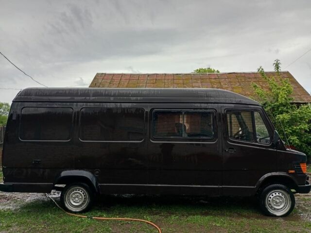 Коричневый Мерседес Sprinter, объемом двигателя 2.9 л и пробегом 499 тыс. км за 2900 $, фото 1 на Automoto.ua