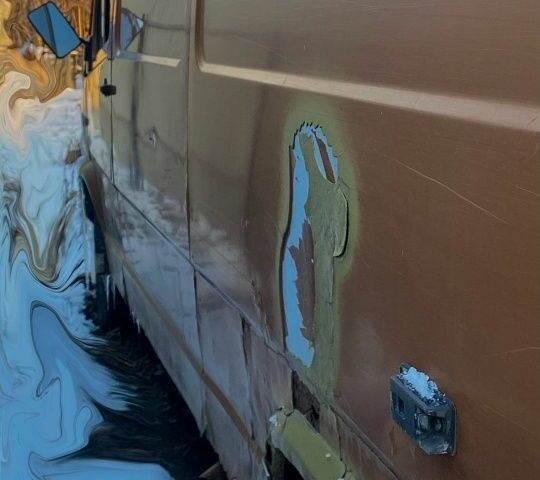 Коричневый Мерседес Sprinter, объемом двигателя 2.4 л и пробегом 333 тыс. км за 1300 $, фото 6 на Automoto.ua