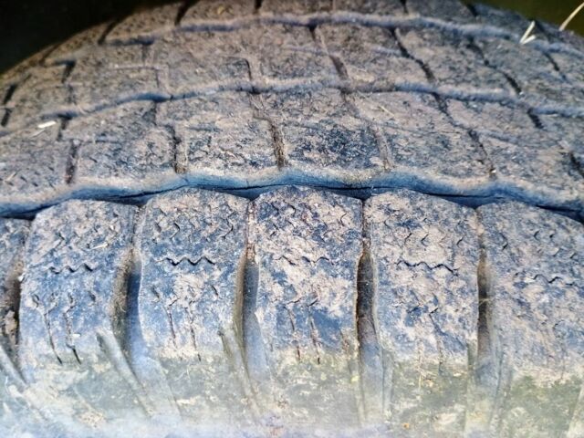 Коричневый Мерседес Sprinter, объемом двигателя 2 л и пробегом 400 тыс. км за 6700 $, фото 7 на Automoto.ua