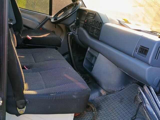 Коричневый Мерседес Sprinter, объемом двигателя 2 л и пробегом 400 тыс. км за 6700 $, фото 5 на Automoto.ua