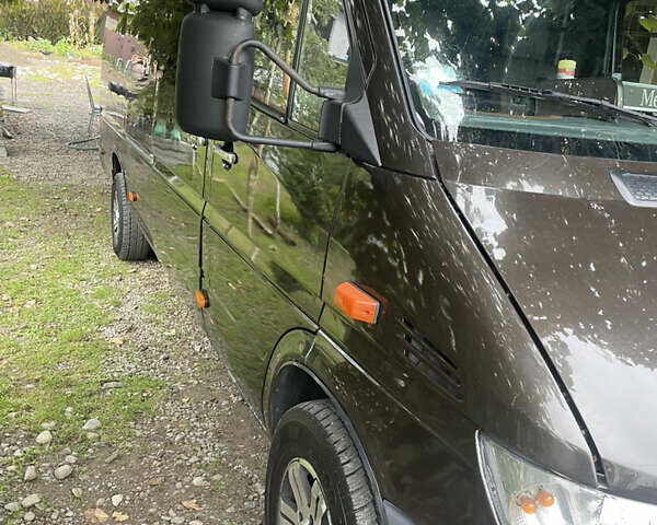 Коричневий Мерседес Sprinter, об'ємом двигуна 2.2 л та пробігом 986 тис. км за 9300 $, фото 15 на Automoto.ua