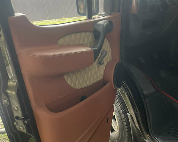 Коричневий Мерседес Sprinter, об'ємом двигуна 2.2 л та пробігом 986 тис. км за 9300 $, фото 7 на Automoto.ua