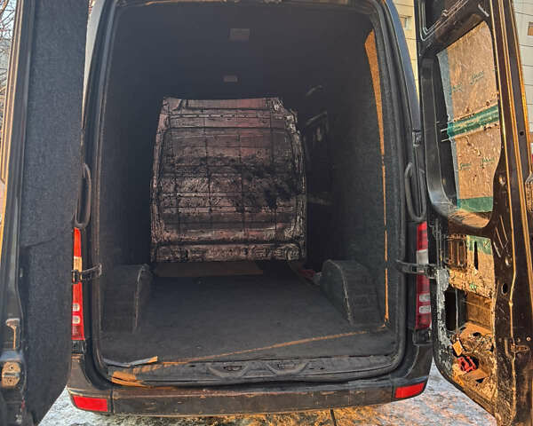 Коричневый Мерседес Sprinter, объемом двигателя 2.2 л и пробегом 330 тыс. км за 14500 $, фото 10 на Automoto.ua