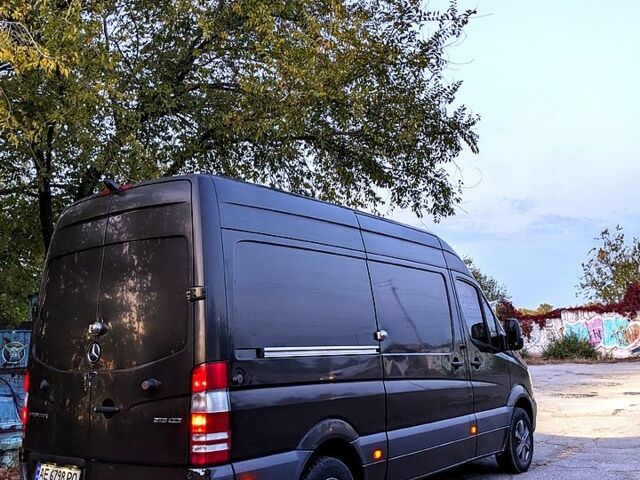 Коричневый Мерседес Sprinter, объемом двигателя 2.1 л и пробегом 505 тыс. км за 14000 $, фото 6 на Automoto.ua