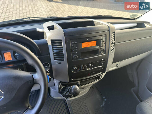Коричневый Мерседес Sprinter, объемом двигателя 2.14 л и пробегом 405 тыс. км за 16700 $, фото 28 на Automoto.ua