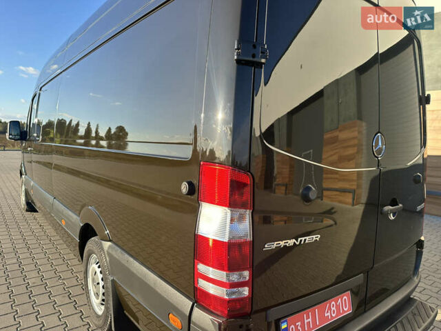 Коричневый Мерседес Sprinter, объемом двигателя 2.14 л и пробегом 405 тыс. км за 16700 $, фото 12 на Automoto.ua