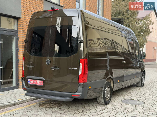 Коричневый Мерседес Sprinter, объемом двигателя 0 л и пробегом 280 тыс. км за 28000 $, фото 8 на Automoto.ua