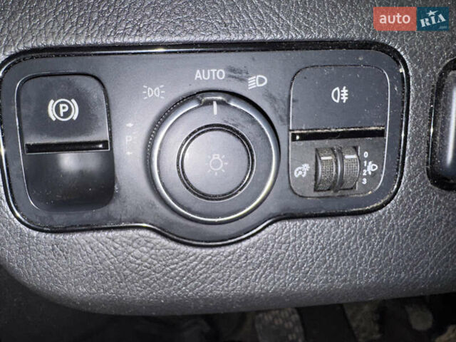 Коричневый Мерседес Sprinter, объемом двигателя 2.14 л и пробегом 116 тыс. км за 24813 $, фото 22 на Automoto.ua