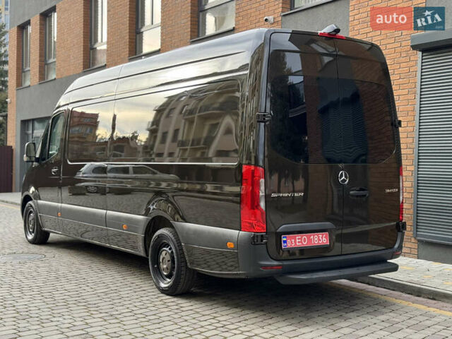 Коричневый Мерседес Sprinter, объемом двигателя 0 л и пробегом 280 тыс. км за 28000 $, фото 1 на Automoto.ua