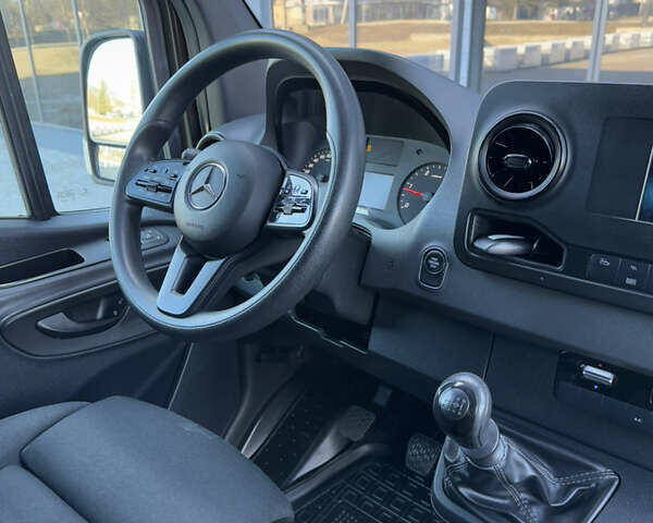 Коричневый Мерседес Sprinter, объемом двигателя 0 л и пробегом 280 тыс. км за 28000 $, фото 27 на Automoto.ua