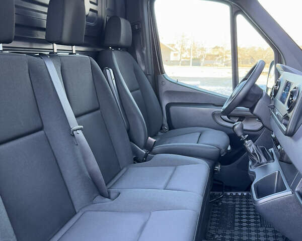Коричневый Мерседес Sprinter, объемом двигателя 0 л и пробегом 280 тыс. км за 28000 $, фото 25 на Automoto.ua