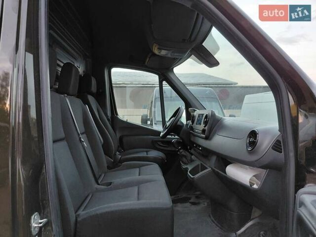 Коричневый Мерседес Sprinter, объемом двигателя 2.2 л и пробегом 203 тыс. км за 23950 $, фото 30 на Automoto.ua