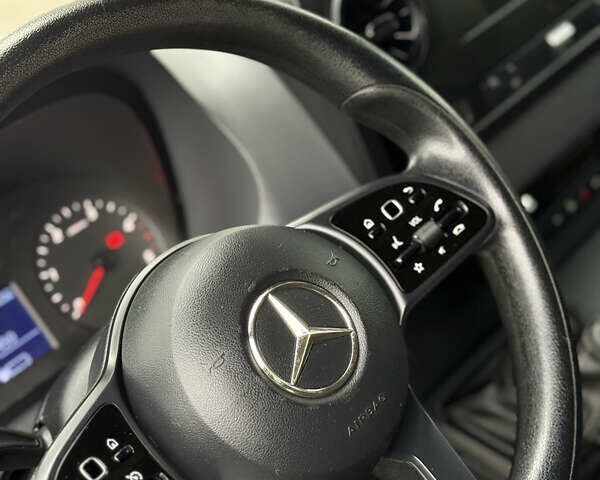 Коричневый Мерседес Sprinter, объемом двигателя 2.2 л и пробегом 211 тыс. км за 25900 $, фото 14 на Automoto.ua