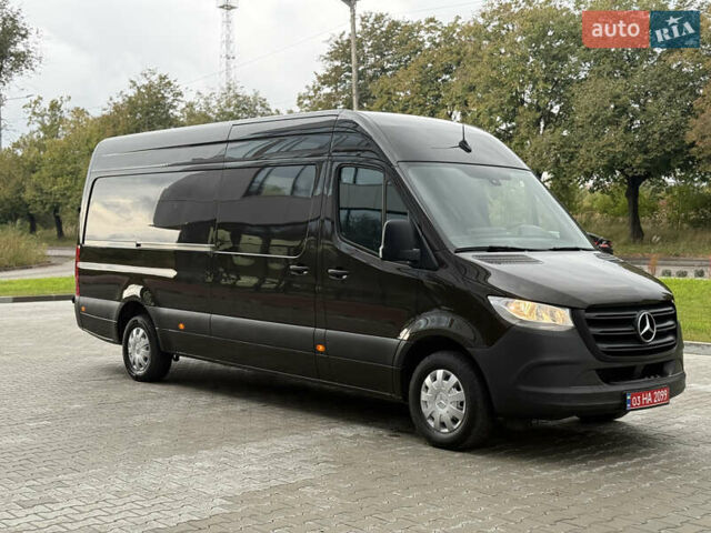 Коричневый Мерседес Sprinter, объемом двигателя 2.2 л и пробегом 211 тыс. км за 25900 $, фото 6 на Automoto.ua