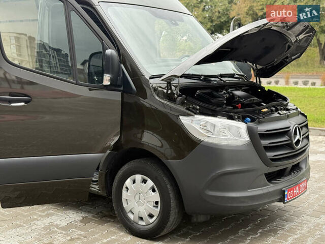 Коричневый Мерседес Sprinter, объемом двигателя 2.2 л и пробегом 211 тыс. км за 25900 $, фото 27 на Automoto.ua
