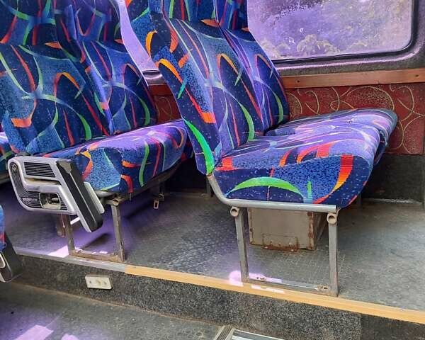 Коричневий Мерседес Sprinter, об'ємом двигуна 2.15 л та пробігом 700 тис. км за 8800 $, фото 10 на Automoto.ua